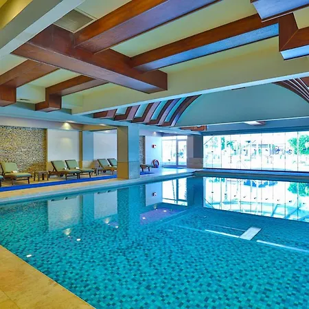 Resort Crystal Family &