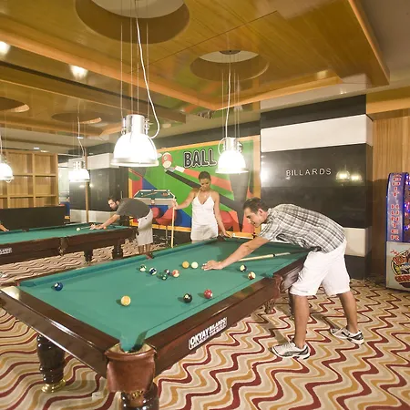 Crystal Family Comfort Collection Курортный комплекс 5*