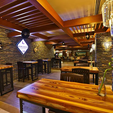 Complex Crystal Family Comfort Collection 5*