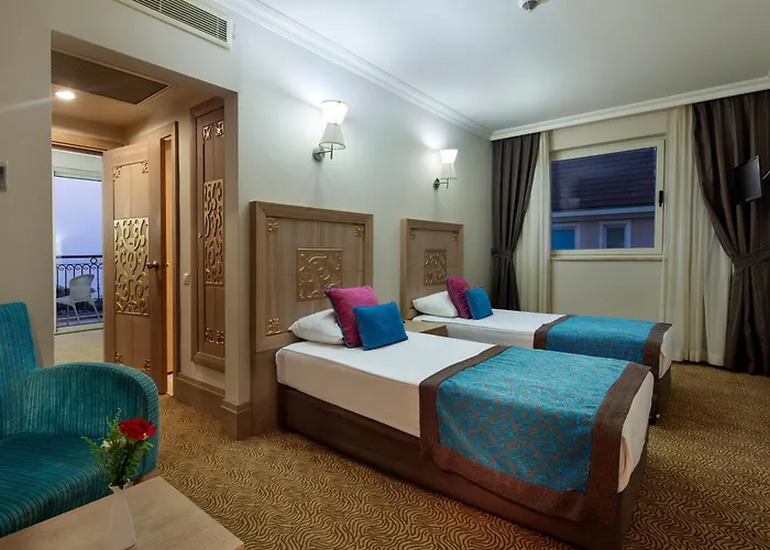 Crystal Family Comfort Collection Resort 5*