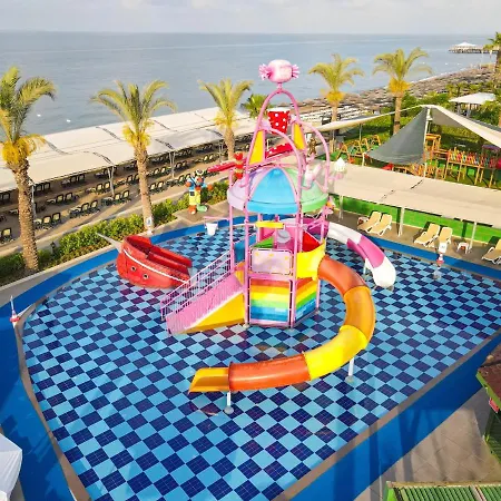 Crystal Family Comfort Collection Station touristique Belek
