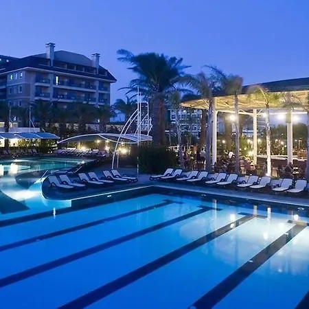 Crystal Family Comfort Collection Üdülőközpont Belek